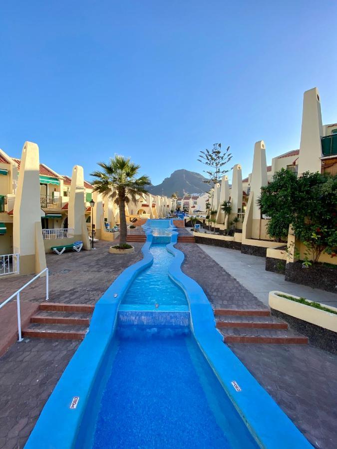 Loft Playa Torviscas,Garaje Gratis , Recien Reformado Daire Costa Adeje Dış mekan fotoğraf