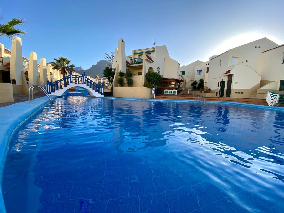 Loft Playa Torviscas,Garaje Gratis , Recien Reformado Costa Adeje Dış mekan fotoğraf
