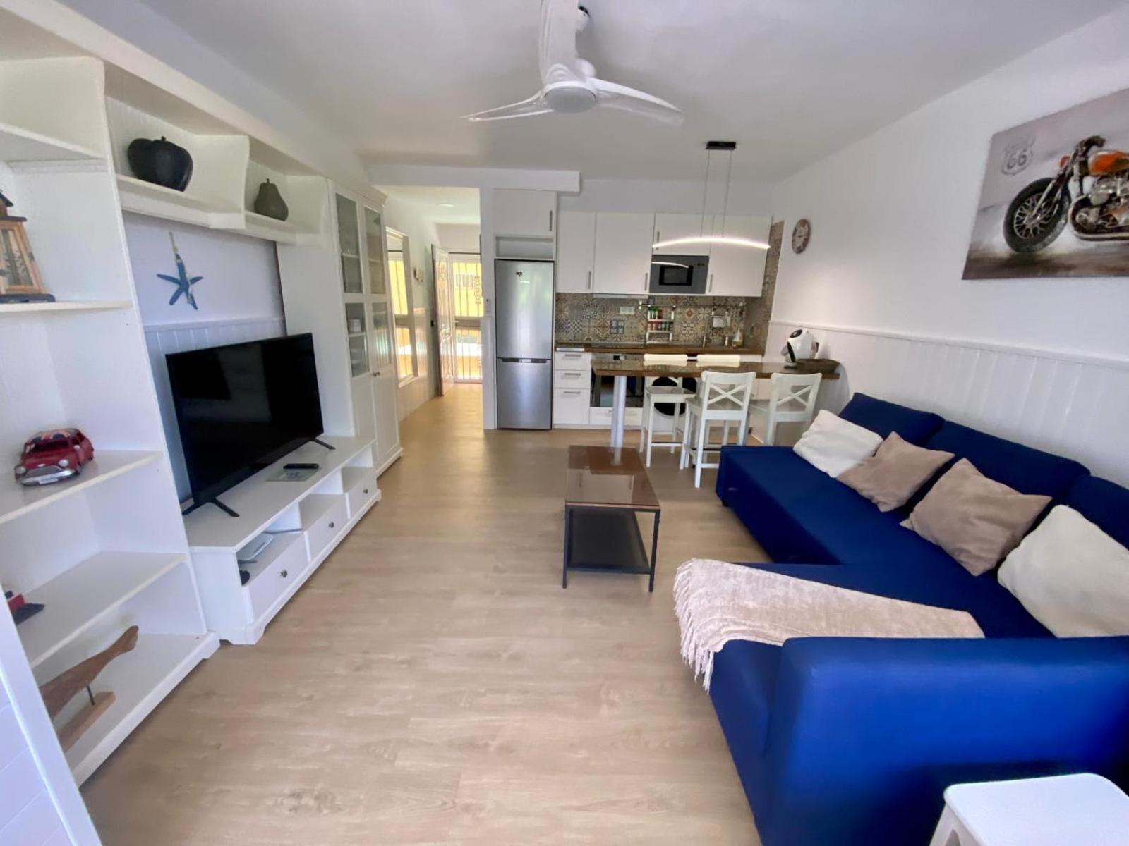 Loft Playa Torviscas,Garaje Gratis , Recien Reformado Costa Adeje Dış mekan fotoğraf
